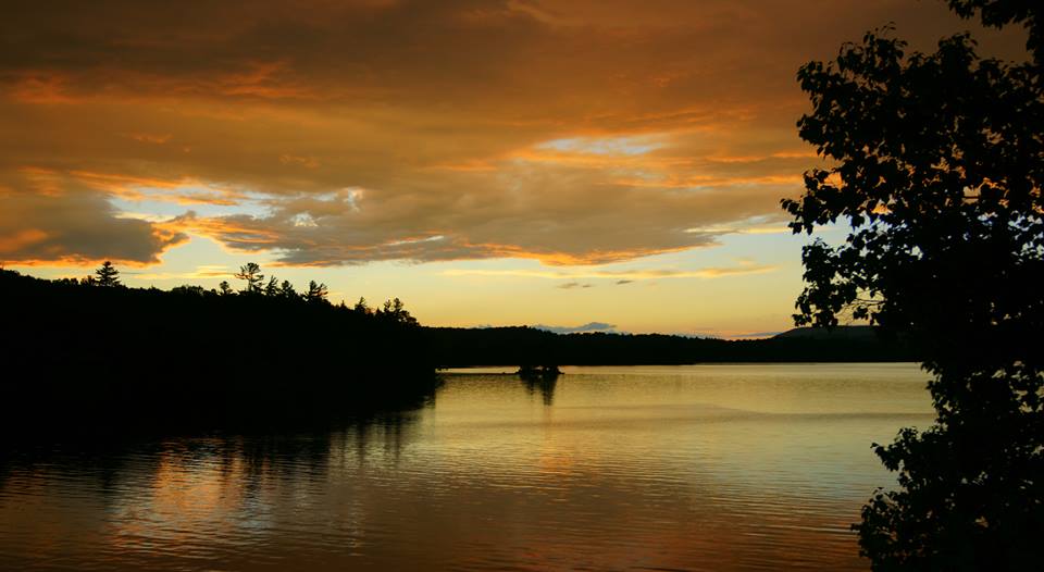 a mid-summers sunset over Long Lake 